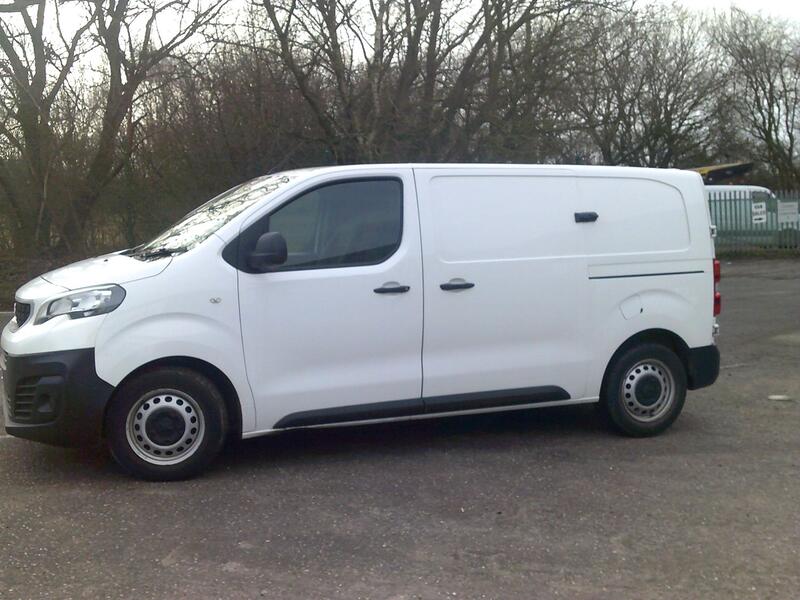PEUGEOT EXPERT 1.5 BlueHDi 1000 Professional 2020