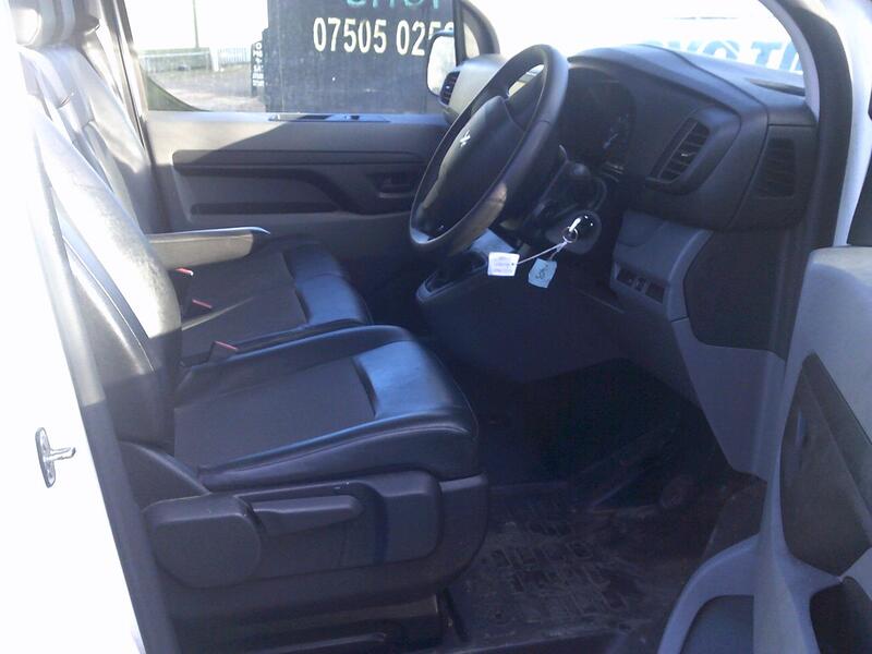 PEUGEOT EXPERT 1.5 BlueHDi 1000 Professional 2020