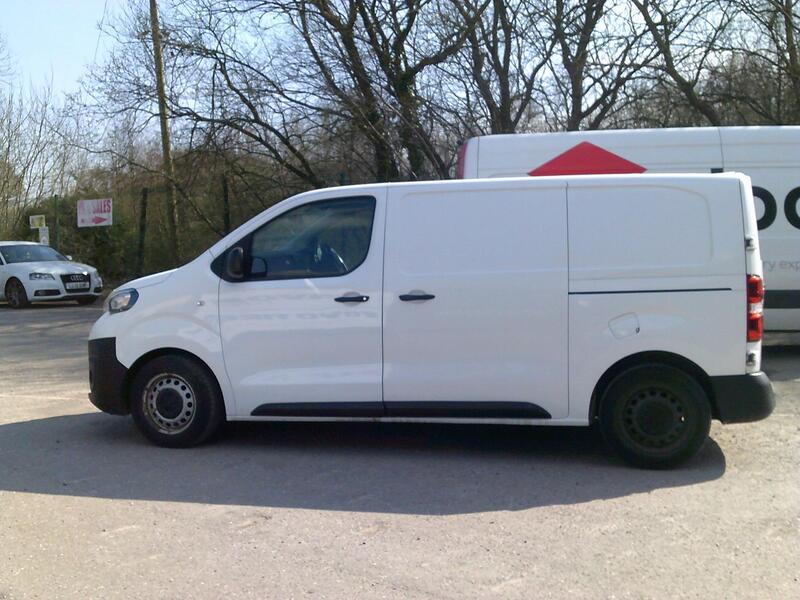 PEUGEOT EXPERT 1.5 BlueHDi 1000 Professional 2019