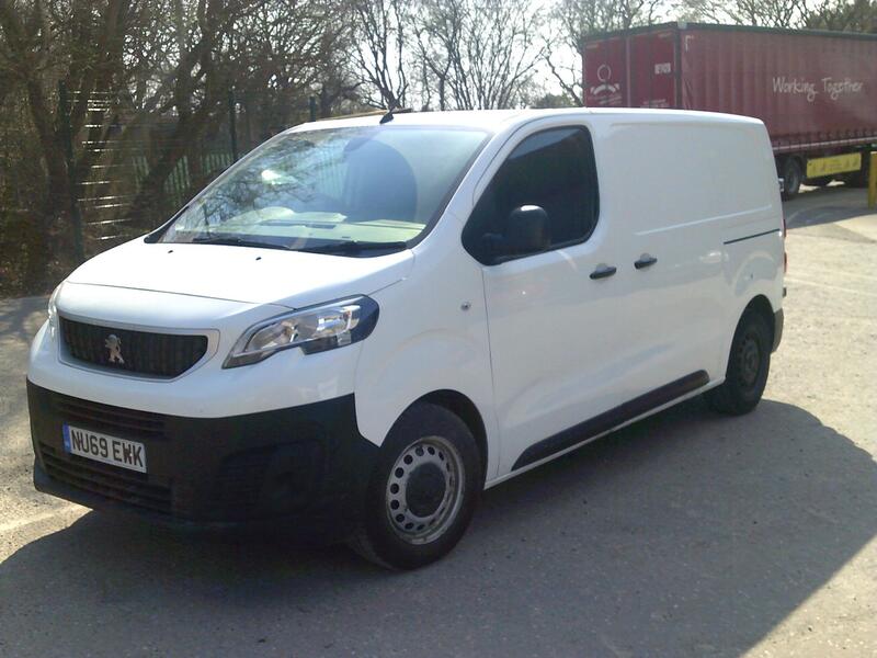 PEUGEOT EXPERT 1.5 BlueHDi 1000 Professional 2019
