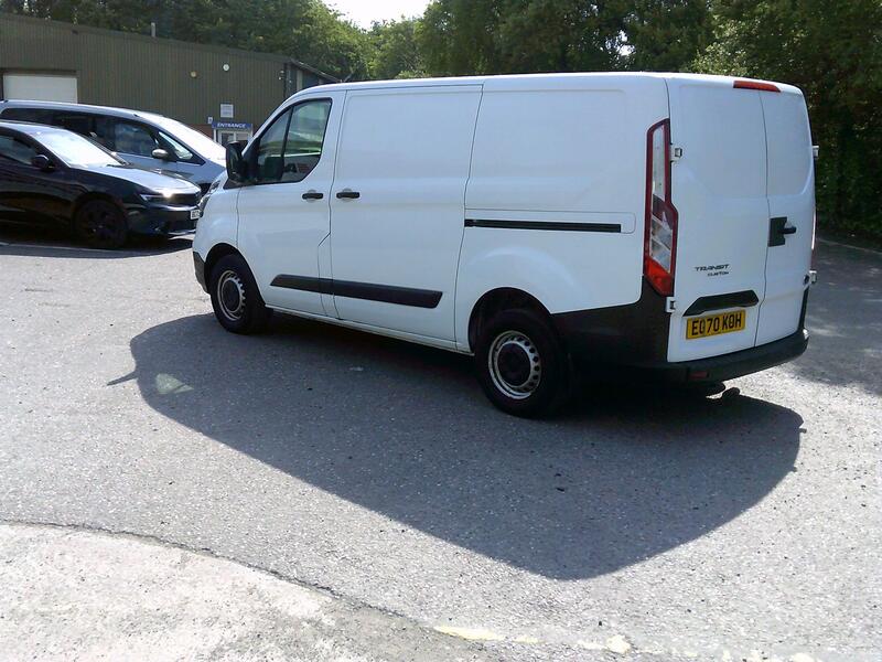 FORD TRANSIT CUSTOM 2.0 300 EcoBlue Leader 2020