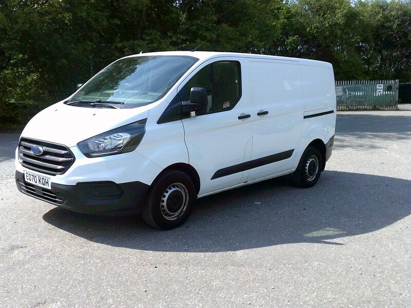 FORD TRANSIT CUSTOM 2.0 300 EcoBlue Leader 2020
