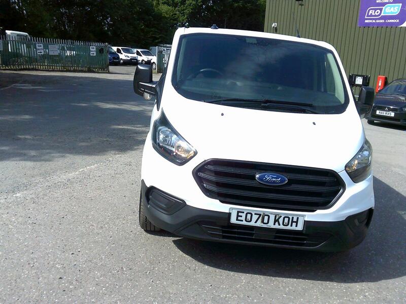 FORD TRANSIT CUSTOM 2.0 300 EcoBlue Leader 2020