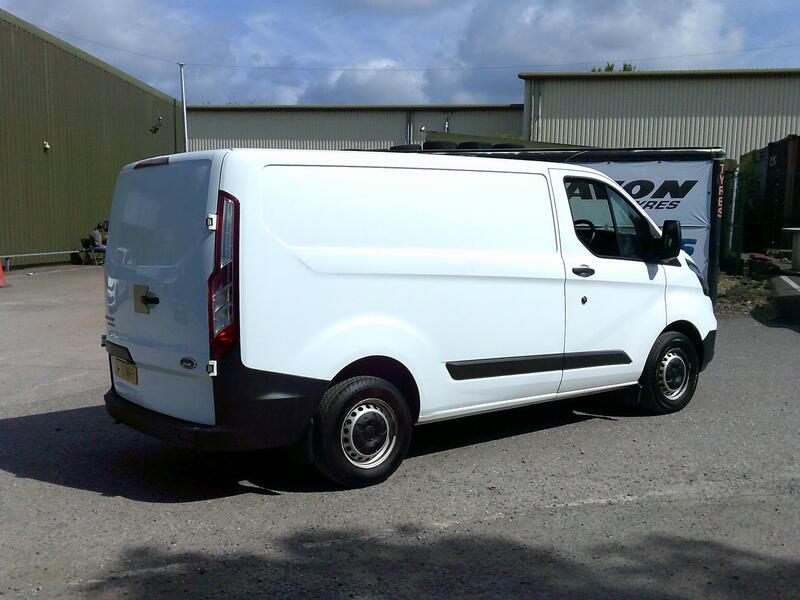 FORD TRANSIT CUSTOM 2.0 300 EcoBlue Leader 2020