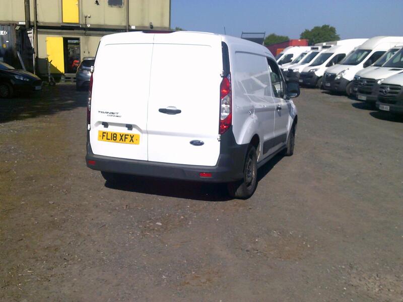 FORD TRANSIT CONNECT 1.5 TDCi 200 2018