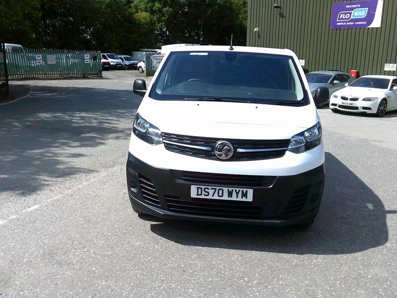 VAUXHALL VIVARO 1.5 Turbo D 2900 Dynamic 2020
