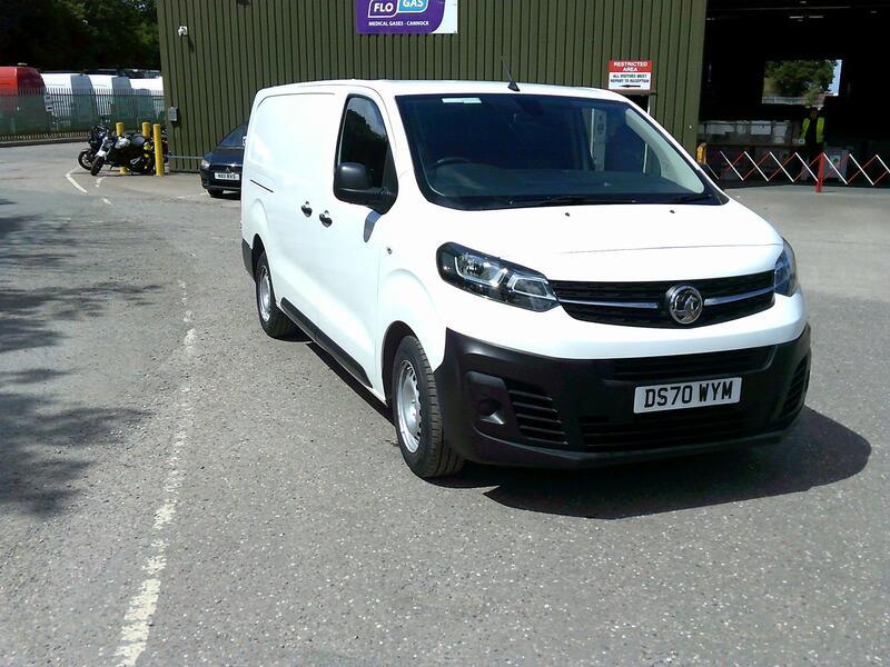 VAUXHALL VIVARO 1.5 Turbo D 2900 Dynamic 2020