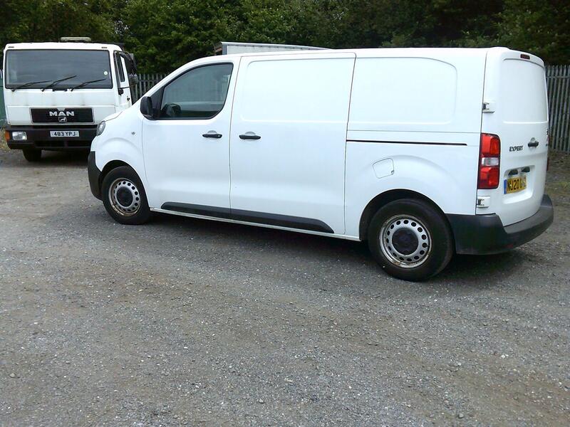 PEUGEOT EXPERT 1.5 BlueHDi 1000 Professional 2020